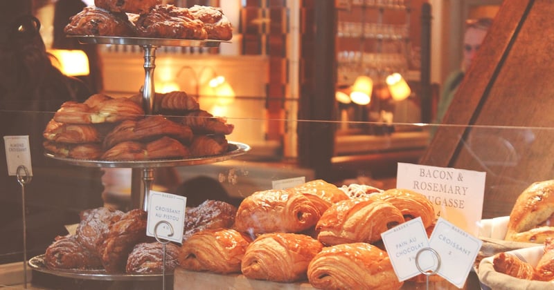 Fidélisez vos clients avec une carte de fidélité boulangerie pâtisserie : exemples et avantages